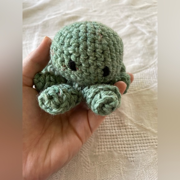 Crochet Octopus - Picture 4 of 7